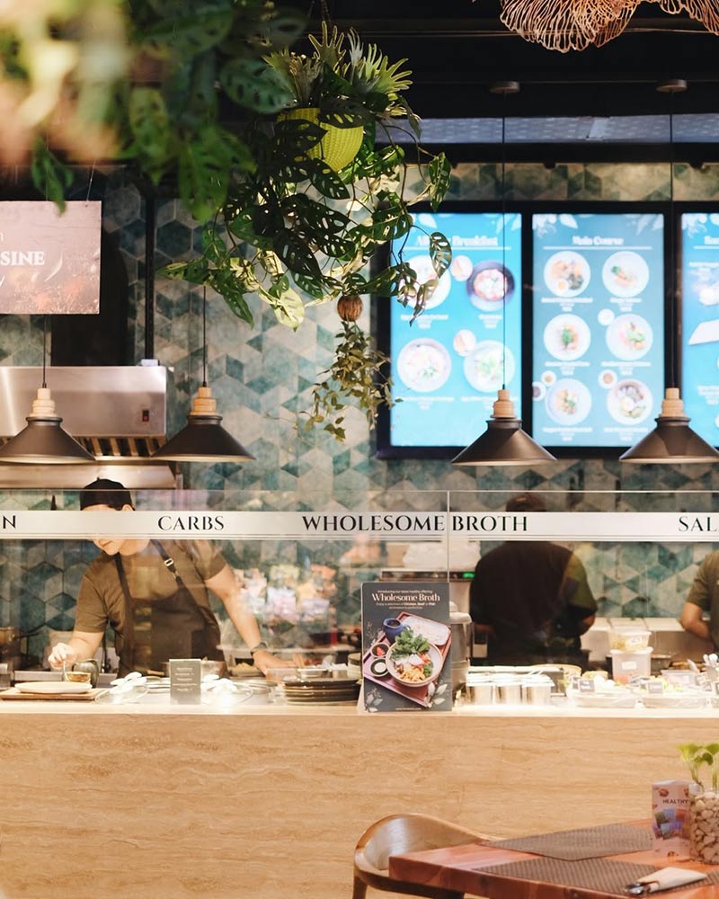 Cooking bowls in Terra Restaurant