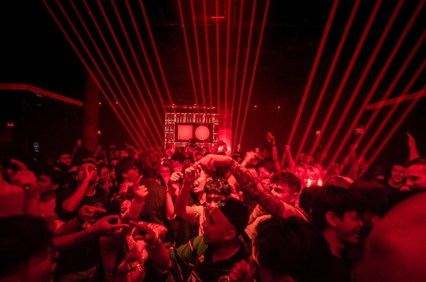 Party in Vault Bali night club