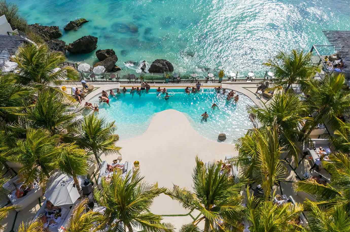 Pool party in El Kabron - aerial view