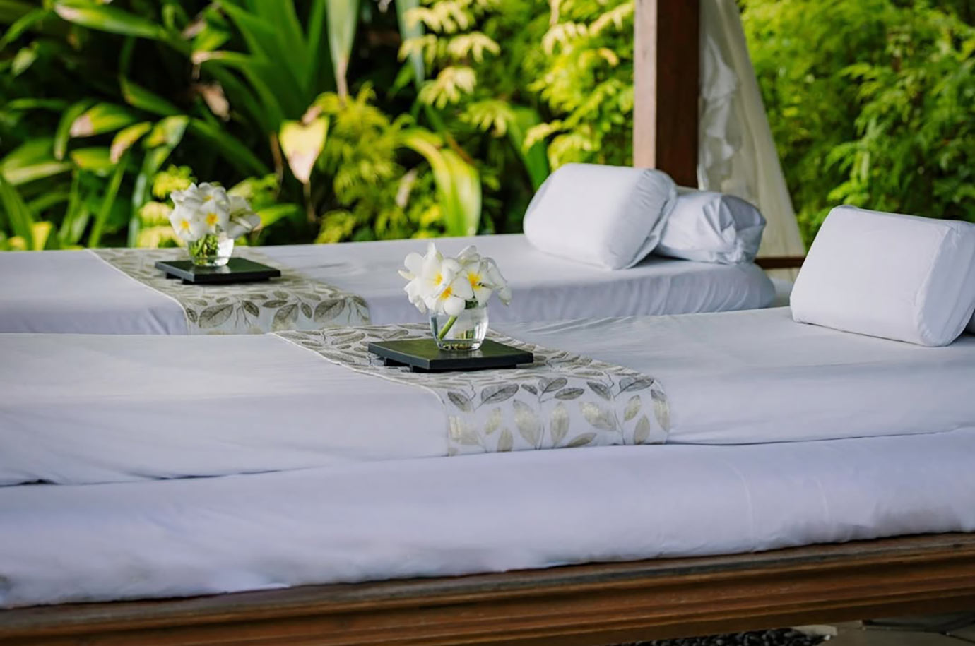 Massage beds in the Heavenly Spa