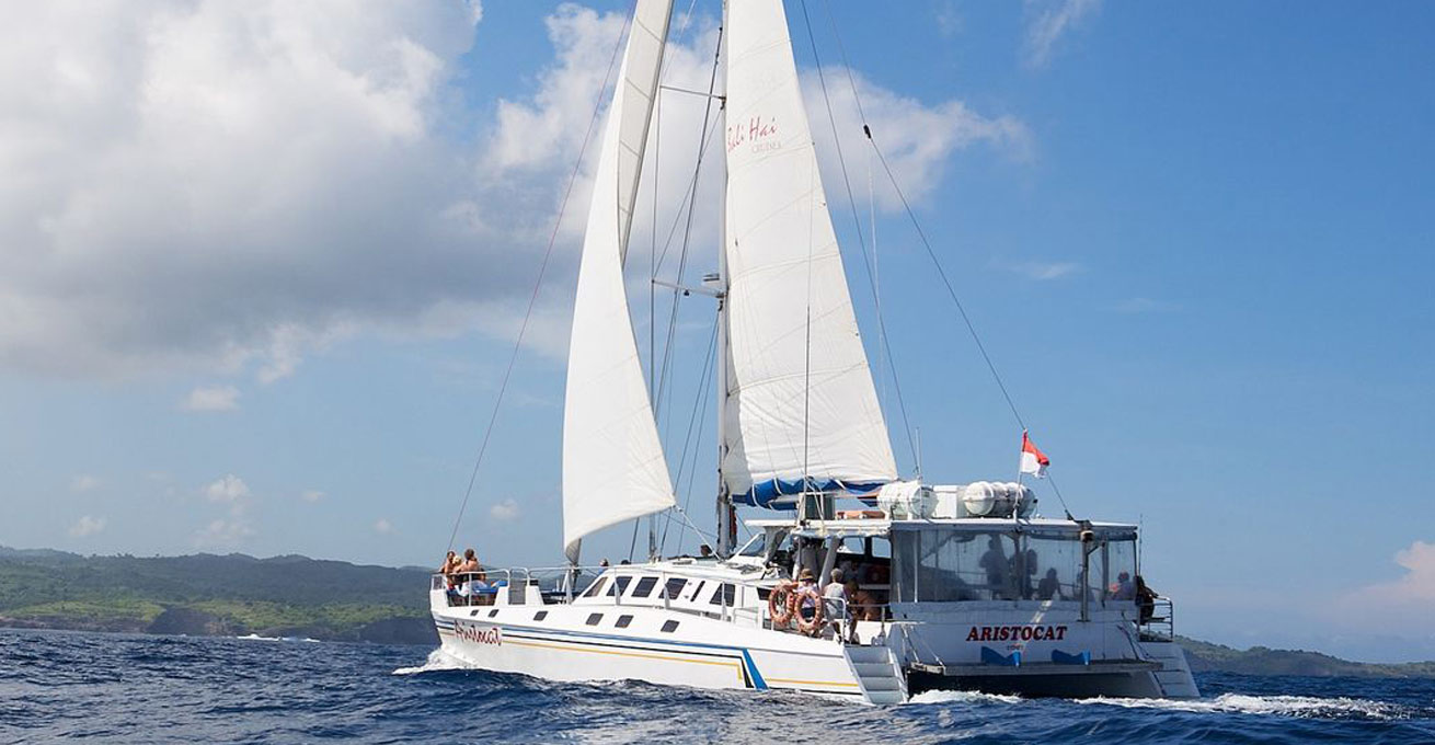 10 Top Yacht Rentals in Bali