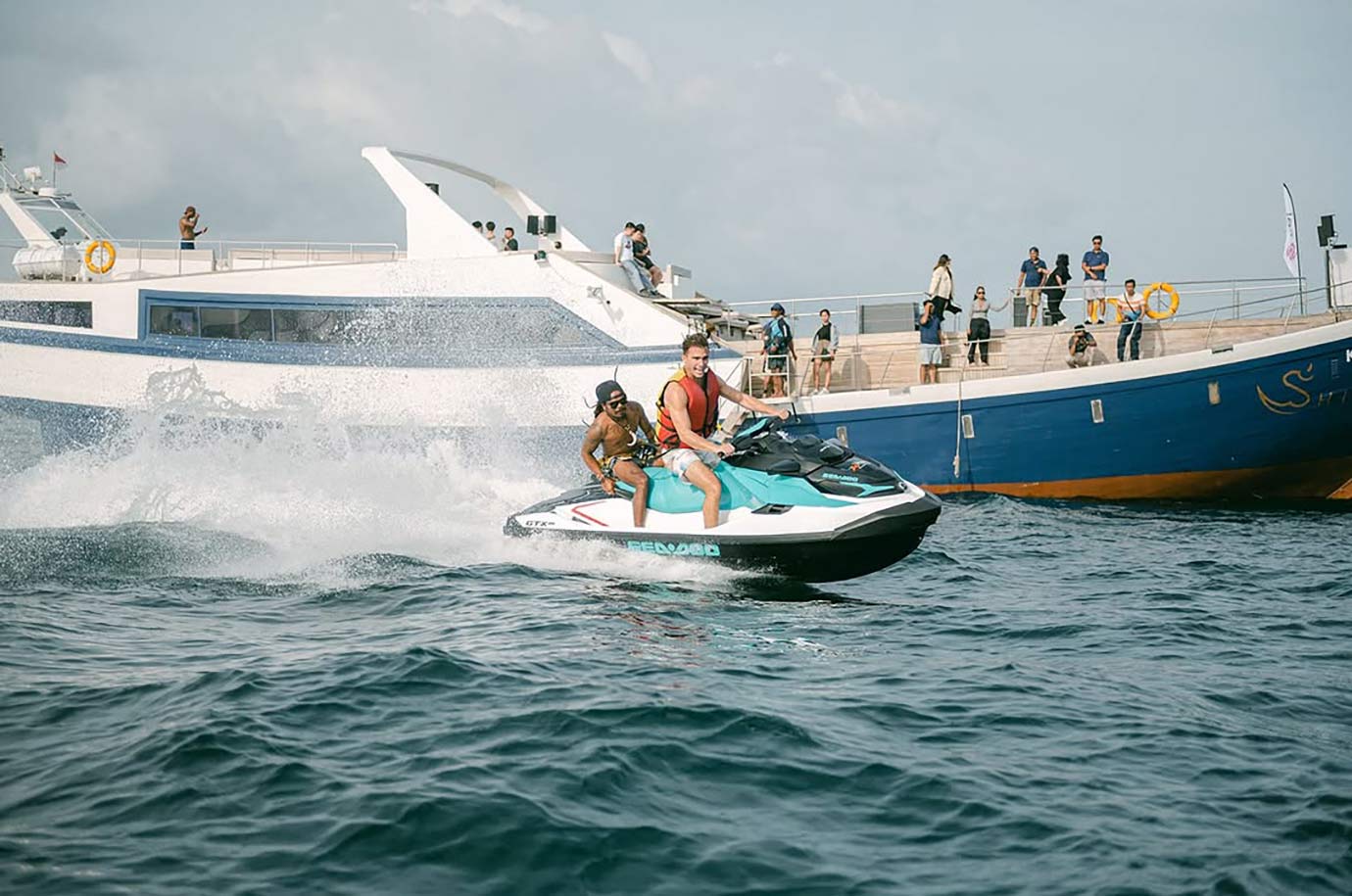 Yacht and jet skiing from Shivanna Yacht