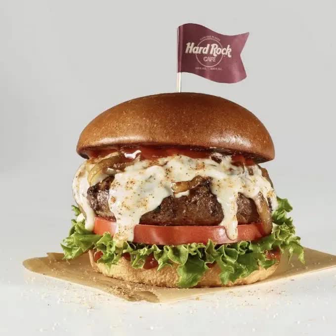Burger with Hardrock Cafe flag