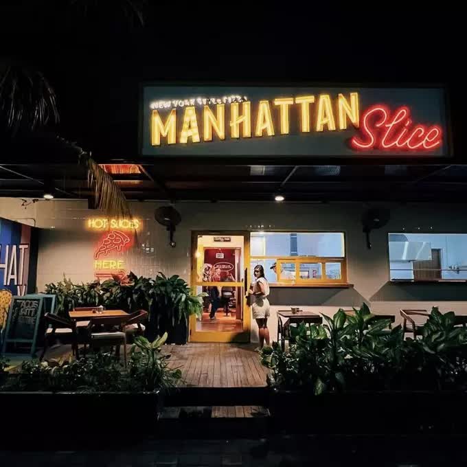 Manhattan Slice 1