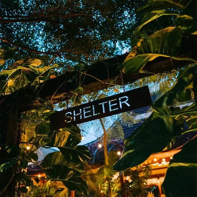Shelter Pererenan sign