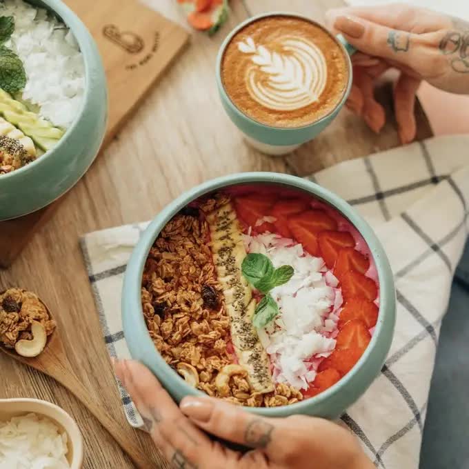 The Bare Bottle - breakfast bowl and the coffee