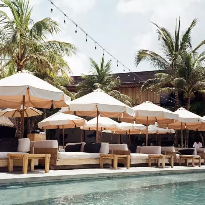 The Lawn Canggu - the place for relax near the pool
