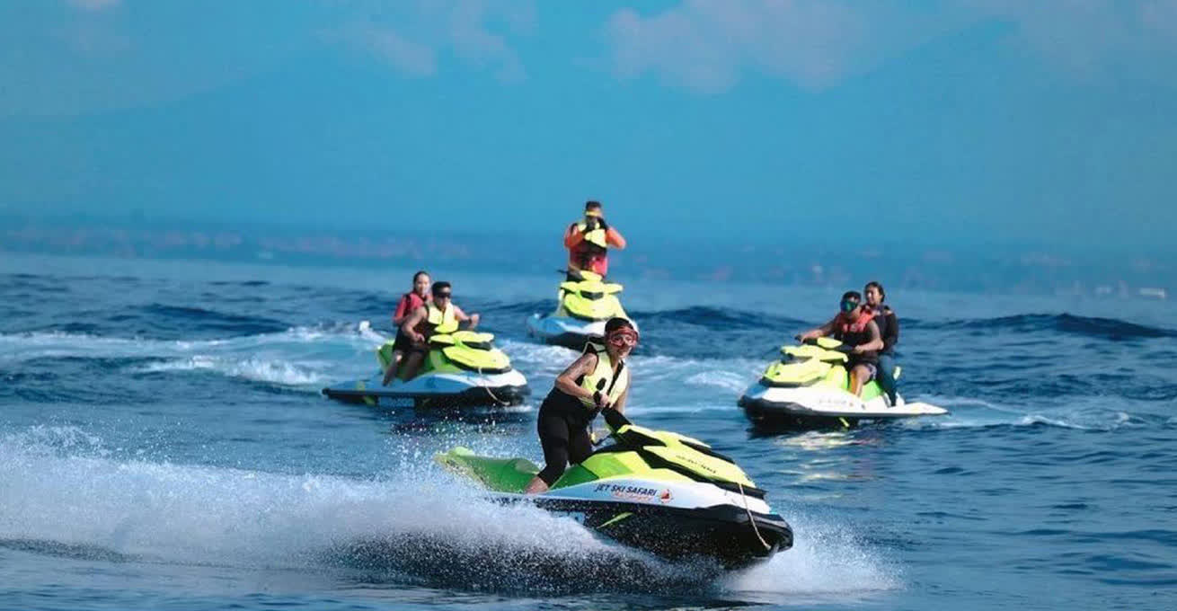 The group of people on Jet skis from Bali Amarta Watersport company