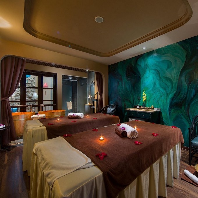 Serene Spa - massage room