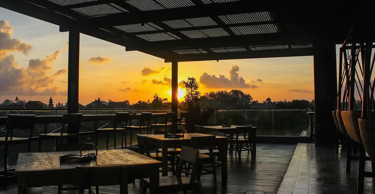 Sunset view from Naga Rooftop Bar & Lounge